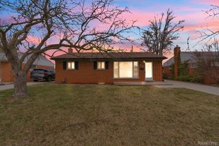 26800 Van Buren Road, Dearborn Heights, MI 48127