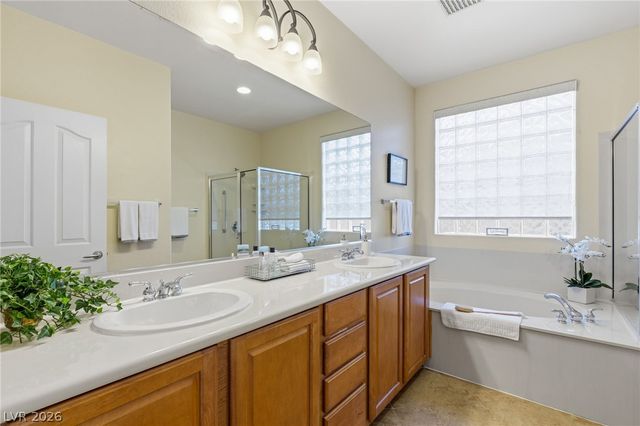 2587 Deora Way, Henderson, NV 89052