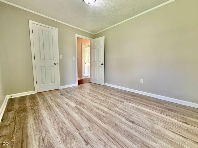 110 Cook Street, Alexandria, IN 46001