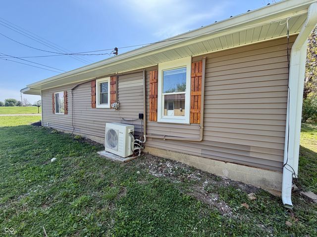 110 Cook Street, Alexandria, IN 46001