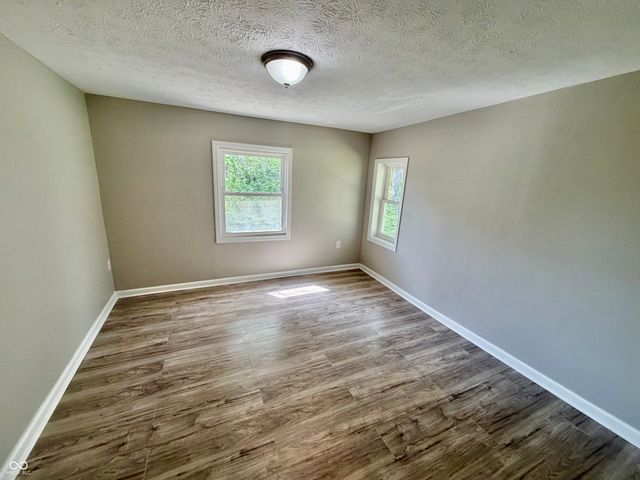 110 Cook Street, Alexandria, IN 46001