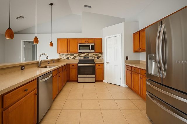 408 MAGPIE COURT, Kissimmee, FL 34759