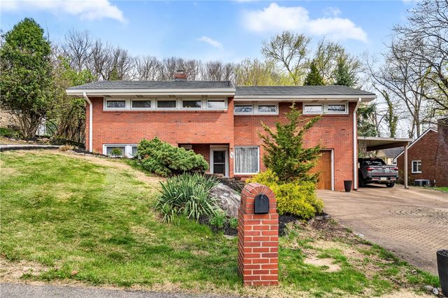 112 Maruth Dr, Ross Twp, PA 15237
