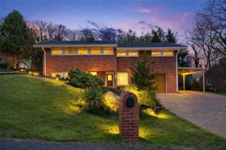 112 Maruth Dr, Ross Twp, PA 15237