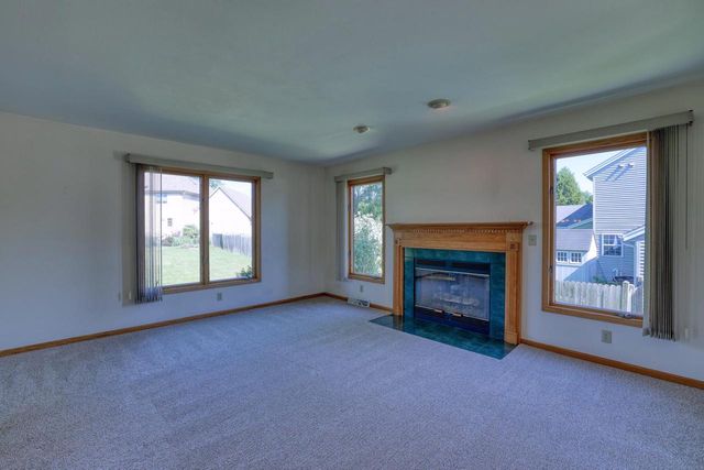 4461 S 116th STREET, Greenfield, WI 53228