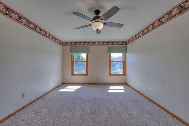 4461 S 116th STREET, Greenfield, WI 53228