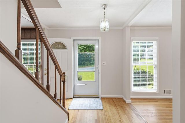 471 Surrey Place, Marietta, GA 30068