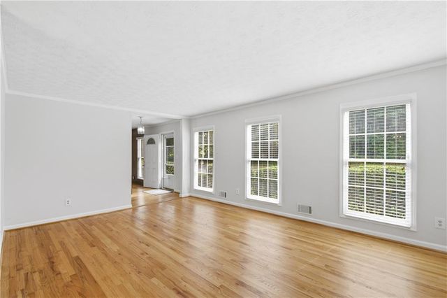 471 Surrey Place, Marietta, GA 30068