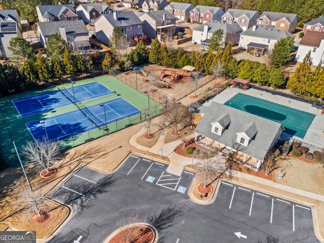 221 Cutbank Court SW, Atlanta, GA 30331