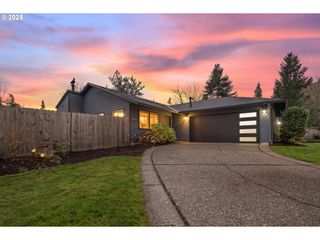 8200 Sw PIUTE Ct, Tualatin, OR 97062