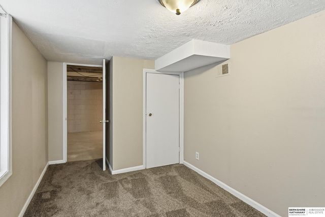 4507-4509 Hamilton Street, Omaha, NE 68132