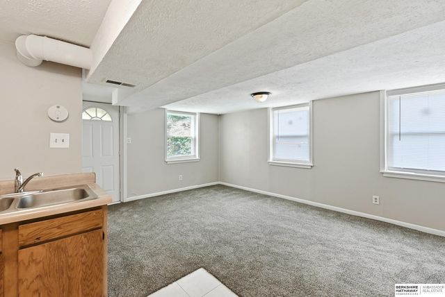 4507-4509 Hamilton Street, Omaha, NE 68132