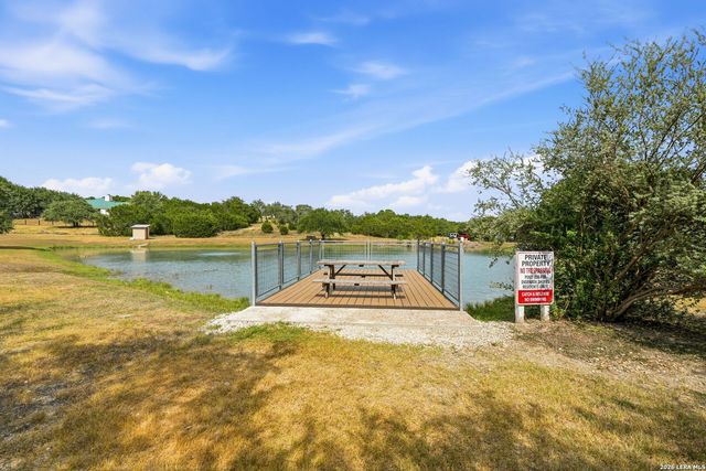 422 CIELO VIS, Canyon Lake, TX 78133
