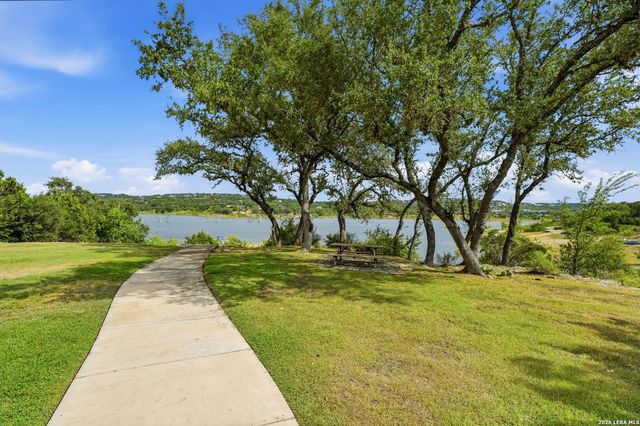 422 CIELO VIS, Canyon Lake, TX 78133