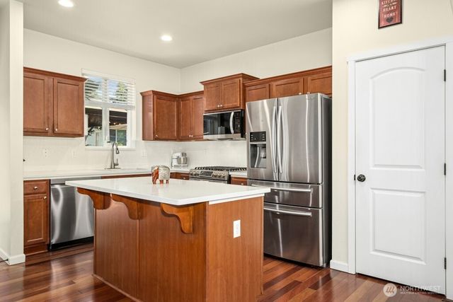 4915 NE 5th Street, Renton, WA 98059