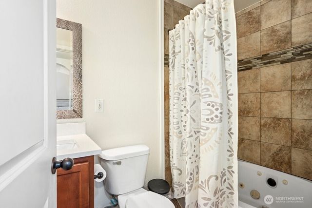 4915 NE 5th Street, Renton, WA 98059