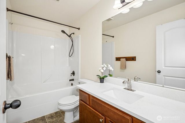 4915 NE 5th Street, Renton, WA 98059