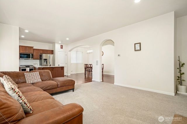 4915 NE 5th Street, Renton, WA 98059