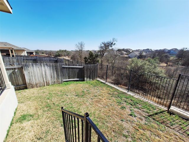417 Dipprey LN, Georgetown, TX 78628