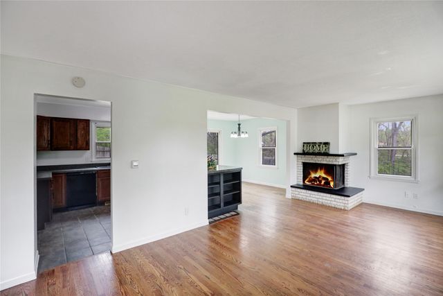 2517 Madison Avenue, Des Moines, IA 50310