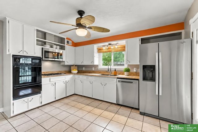 3708 S 48th Avenue, Omaha, NE 68106