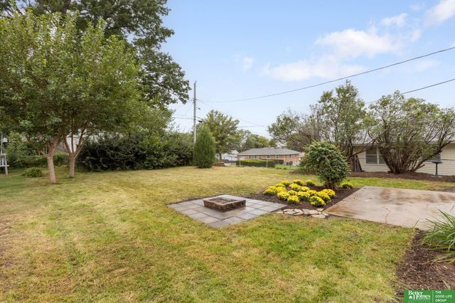3708 S 48th Avenue, Omaha, NE 68106