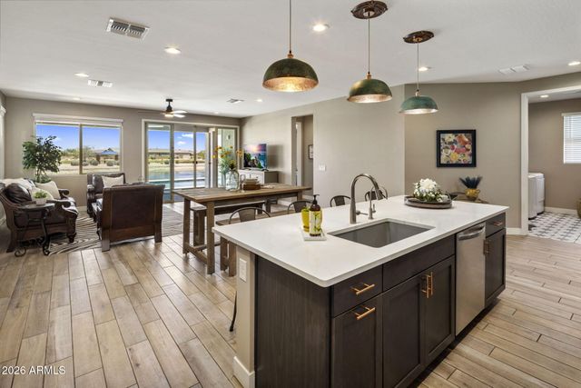 40654 W DESERT FAIRWAYS Drive, Maricopa, AZ 85138