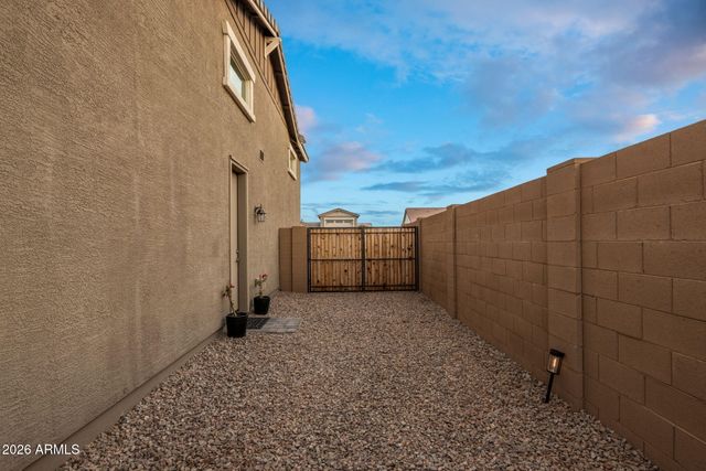 40654 W DESERT FAIRWAYS Drive, Maricopa, AZ 85138