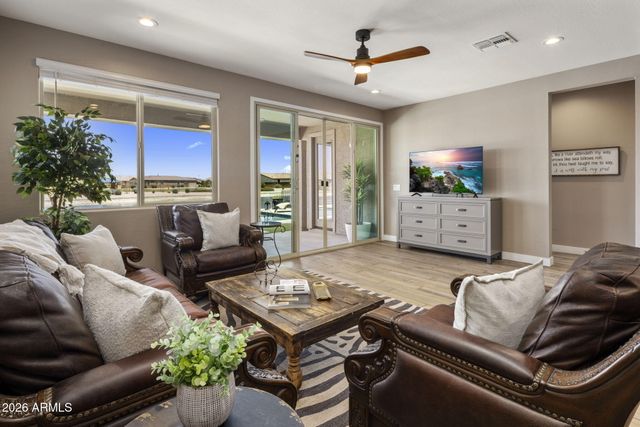 40654 W DESERT FAIRWAYS Drive, Maricopa, AZ 85138