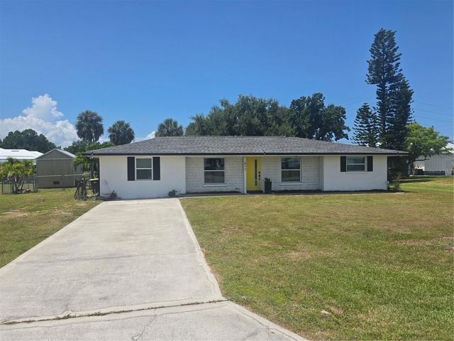 411 E GRACE STREET, Punta Gorda, FL 33950
