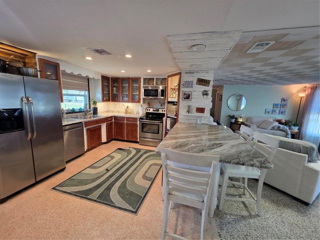 411 E GRACE STREET, Punta Gorda, FL 33950