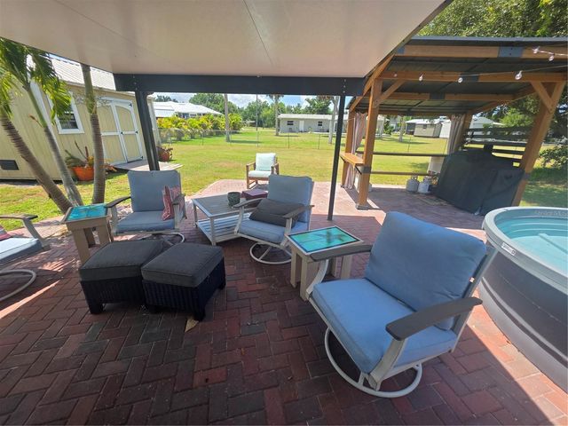 411 E GRACE STREET, Punta Gorda, FL 33950