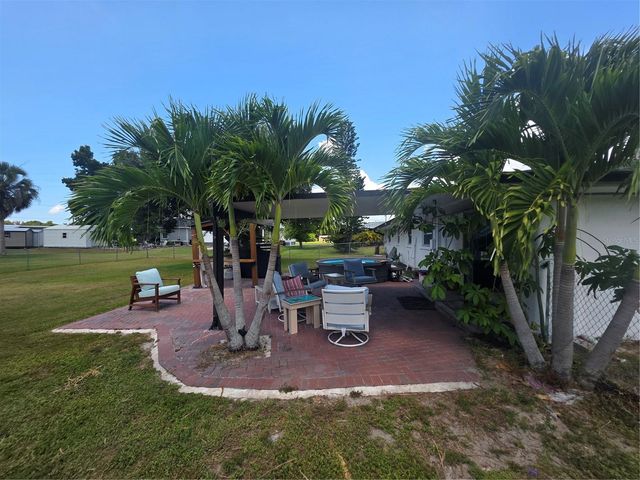 411 E GRACE STREET, Punta Gorda, FL 33950