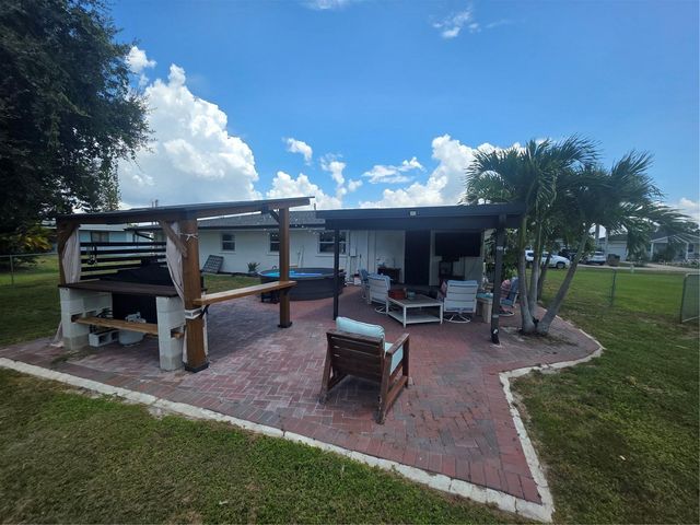 411 E GRACE STREET, Punta Gorda, FL 33950