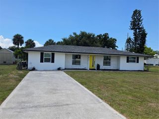 411 E GRACE STREET, Punta Gorda, FL 33950