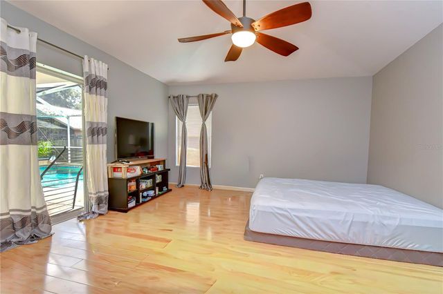 4822 PORTOBELLO CIRCLE, Valrico, FL 33596