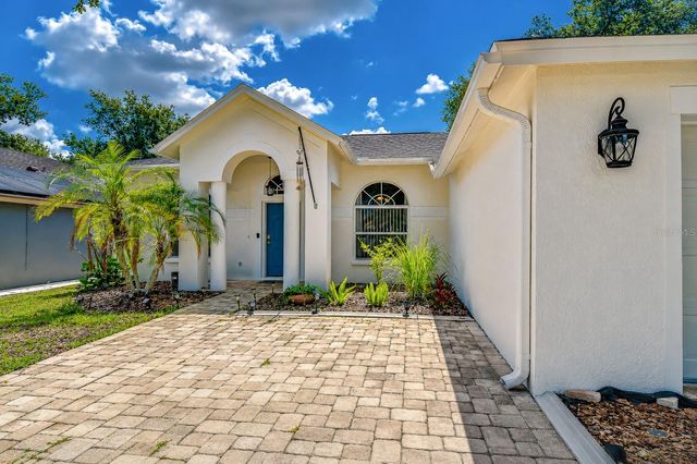 4822 PORTOBELLO CIRCLE, Valrico, FL 33596