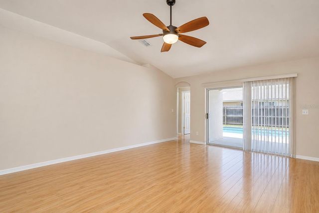 4822 PORTOBELLO CIRCLE, Valrico, FL 33596