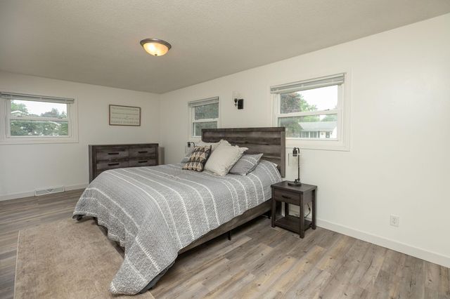 402 7th Street SE, Stewartville, MN 55976