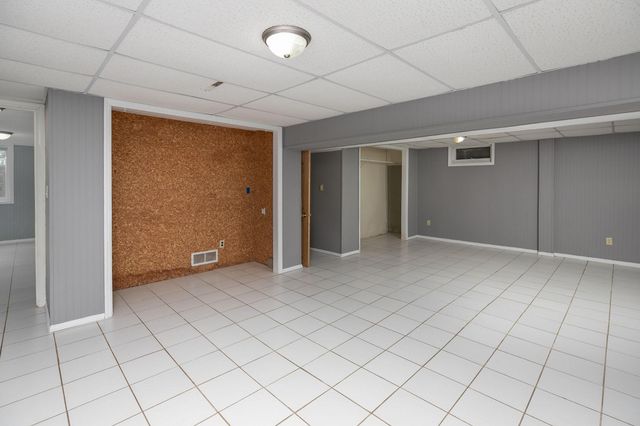 402 7th Street SE, Stewartville, MN 55976