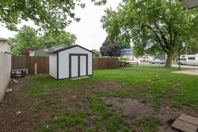 402 7th Street SE, Stewartville, MN 55976