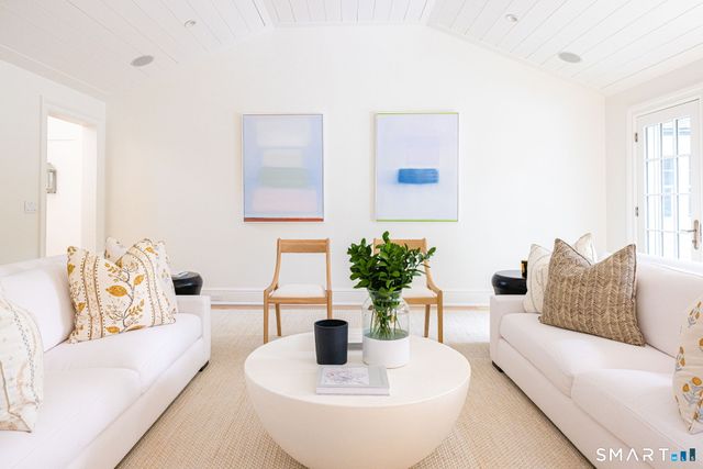 90 Five Mile River Road, Darien, CT 06820