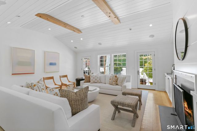 90 Five Mile River Road, Darien, CT 06820