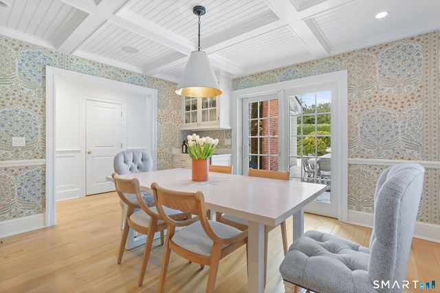 90 Five Mile River Road, Darien, CT 06820