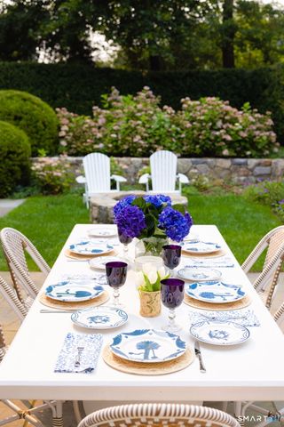 90 Five Mile River Road, Darien, CT 06820