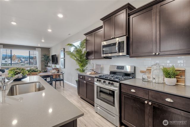 22892 SE Sitka Street, Black Diamond, WA 98010