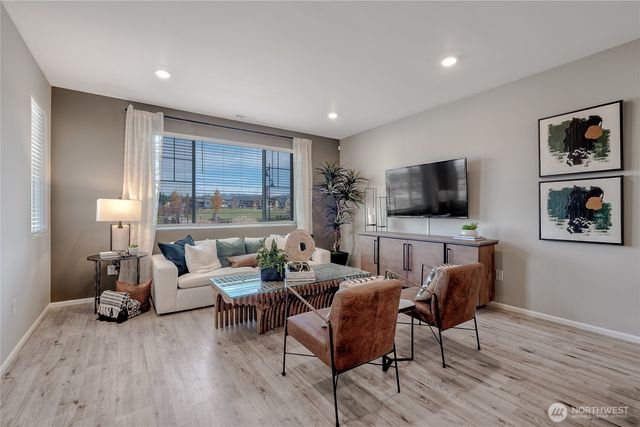 22892 SE Sitka Street, Black Diamond, WA 98010