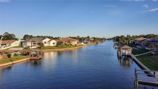 4 COVENTRY PLACE, Palm Coast, FL 32137