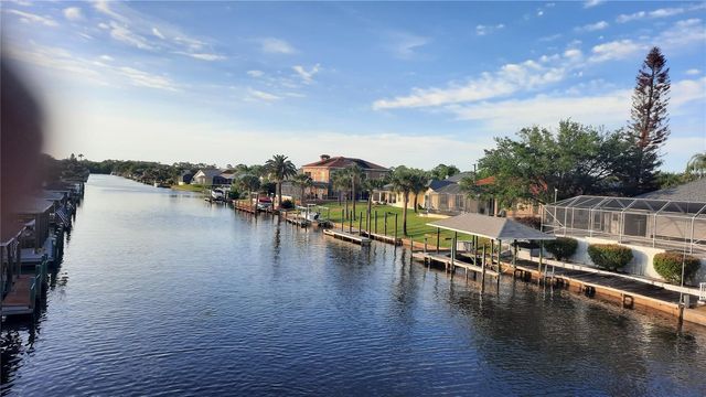 4 COVENTRY PLACE, Palm Coast, FL 32137