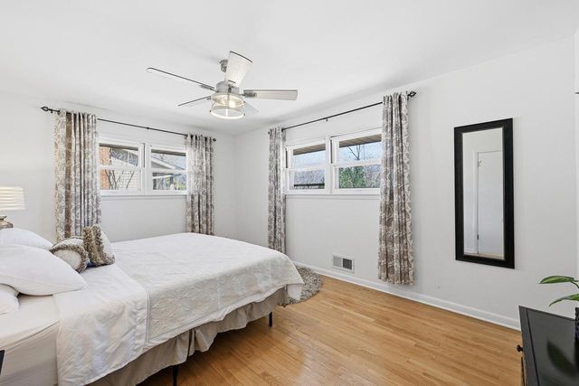 2602 N River STREET, Waterford, WI 53185